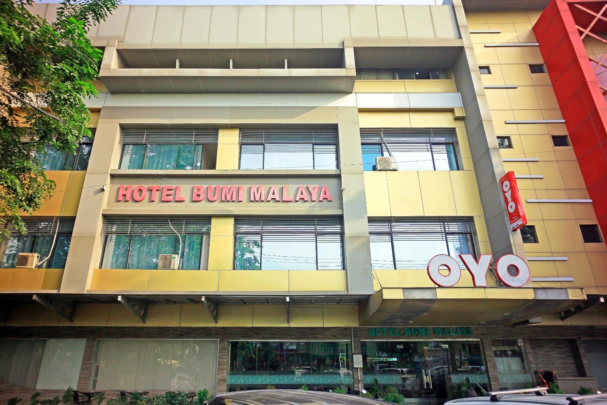 Oyo 1009 Hotel Bumi Malaya Medan Buitenkant foto